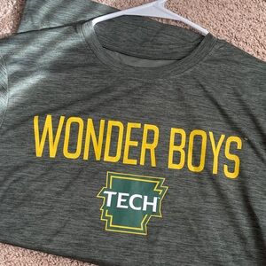 Arkansas Tech Wonder Boys Athletic Tee Shirt Size‎ Medium
